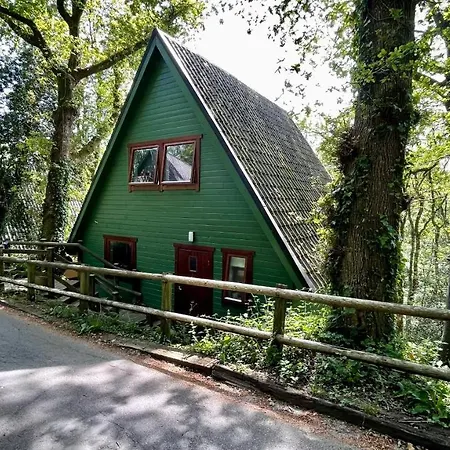 Spacious Hazel Bank Lodge For 4 With Hot Tub & Tree-Level Views Chudleigh Exterior photo